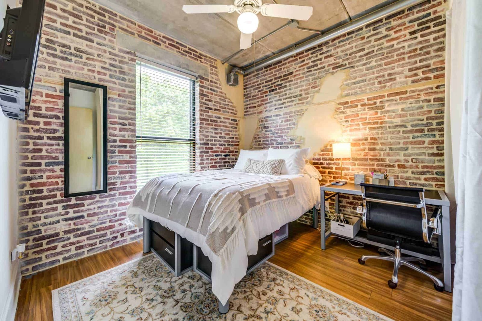 The Warehouse — student accommodation in Chapel Hill