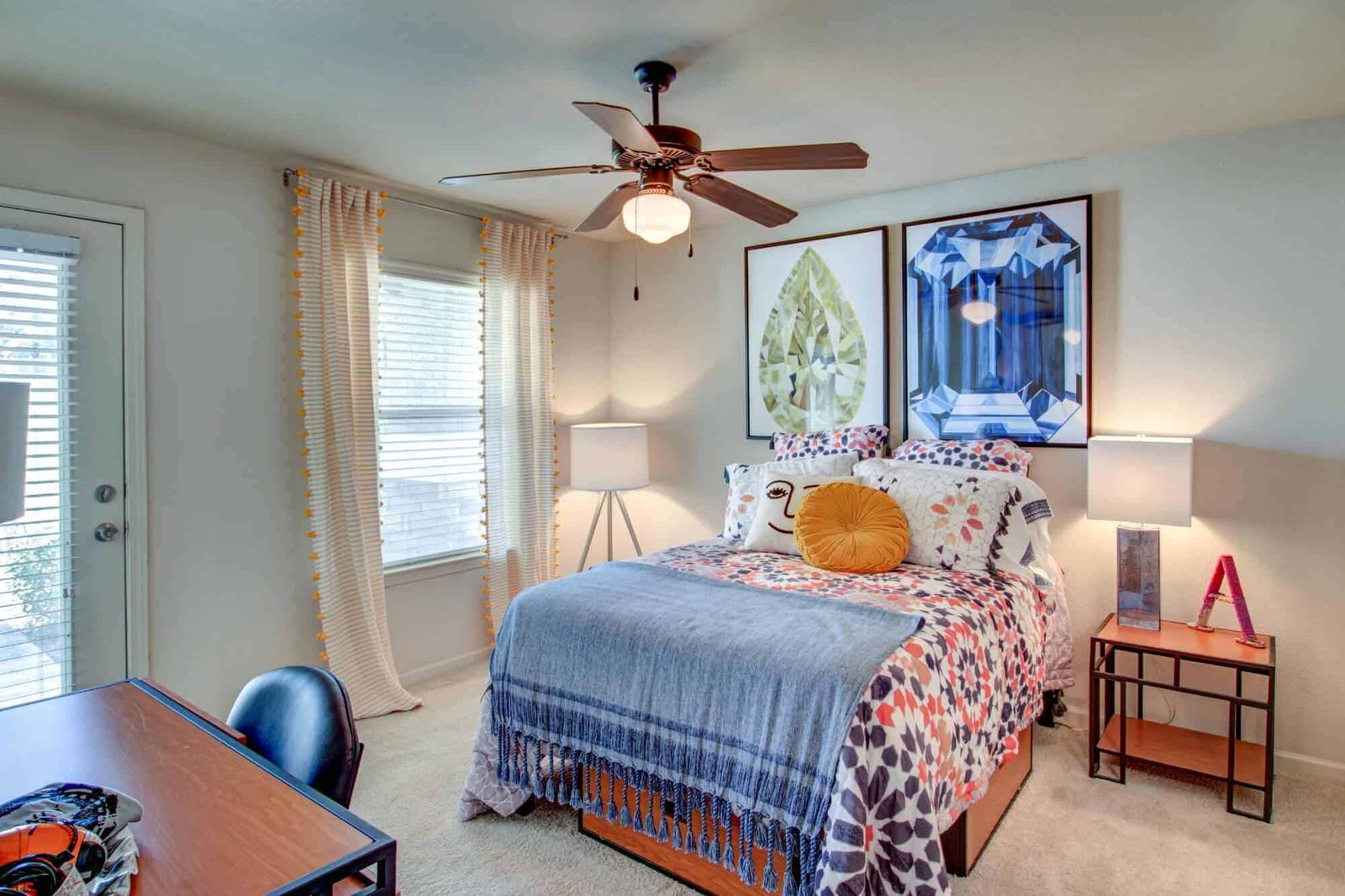Gateway At Huntsville — student accommodation in Huntsville