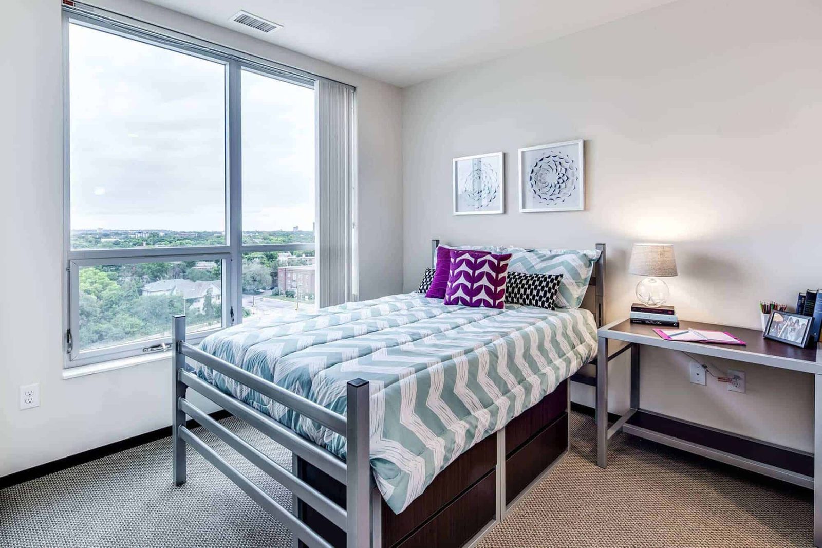 The Bridges Dinkytown — student accommodation in Minneapolis