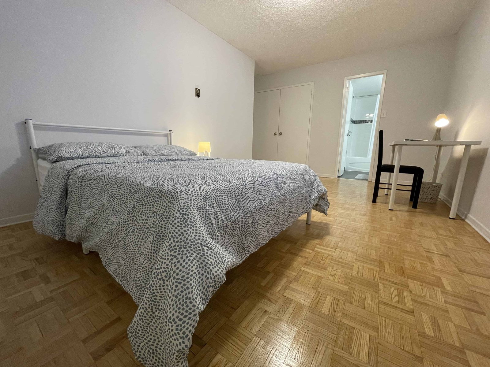 Pearson Housing 411 Duplex Ave — student accommodation in Toronto