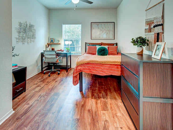 University Club Apartments — student accommodation in Gainesville