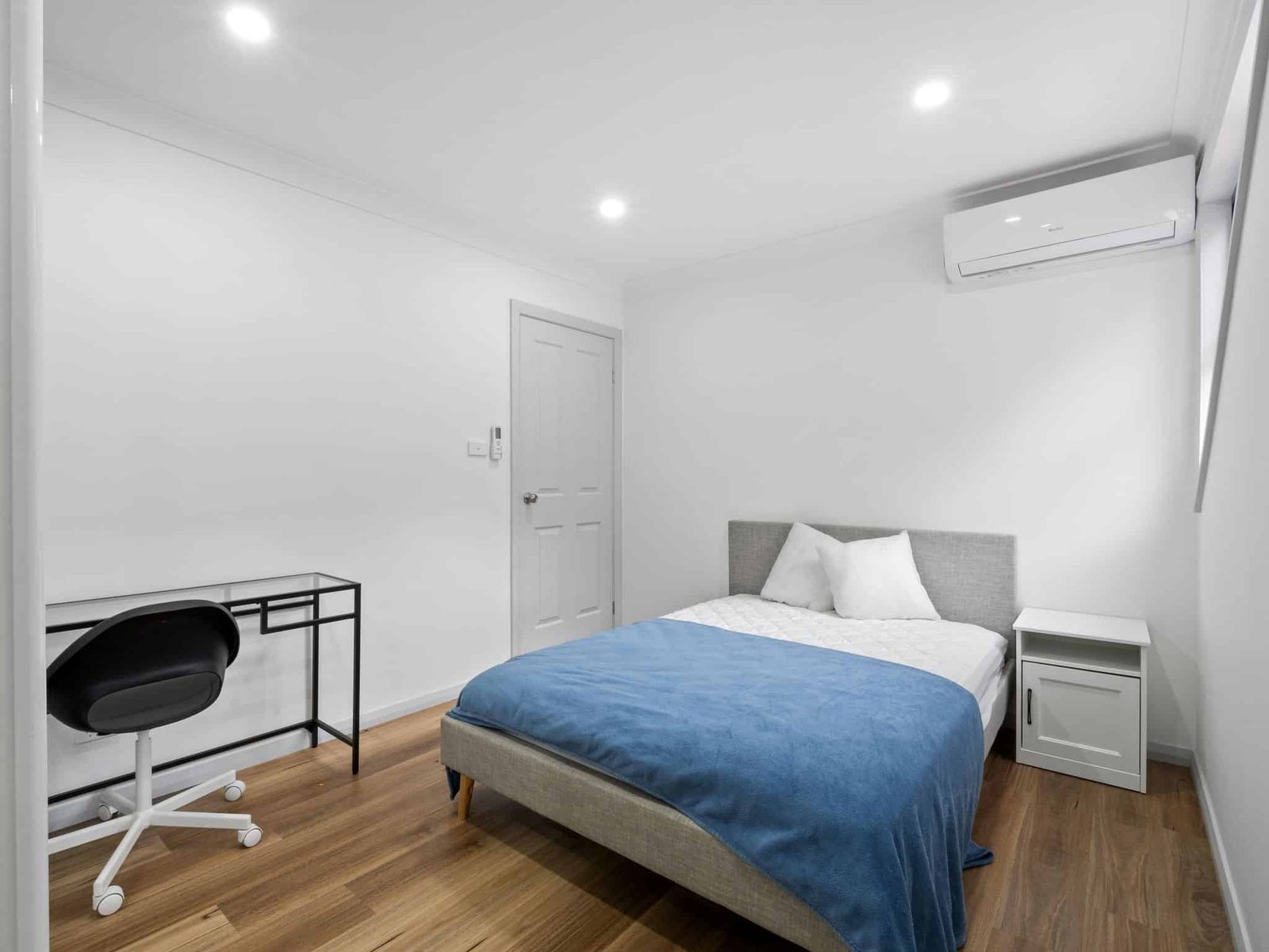 Room in a 7 Bedroom Apartment, 3 Sadlier, Petersham — student accommodation in Sydney