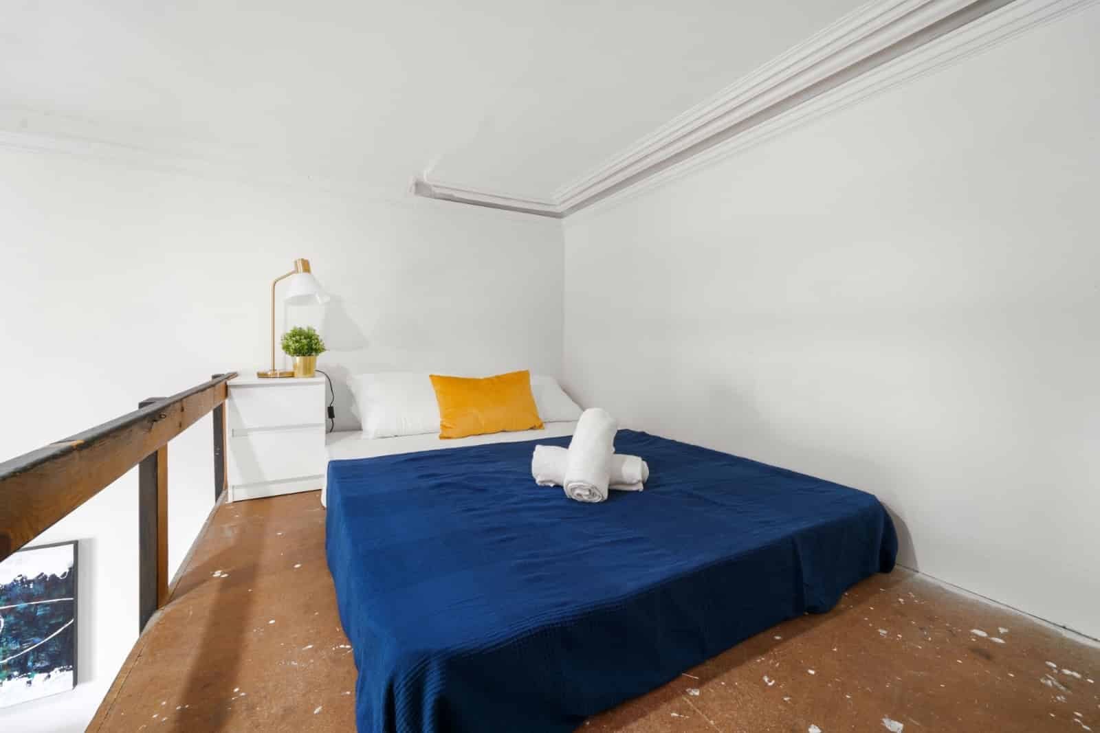 Room in a 12 Bedroom Apartment, 195 Cleveland, Redfern — student accommodation in Sydney