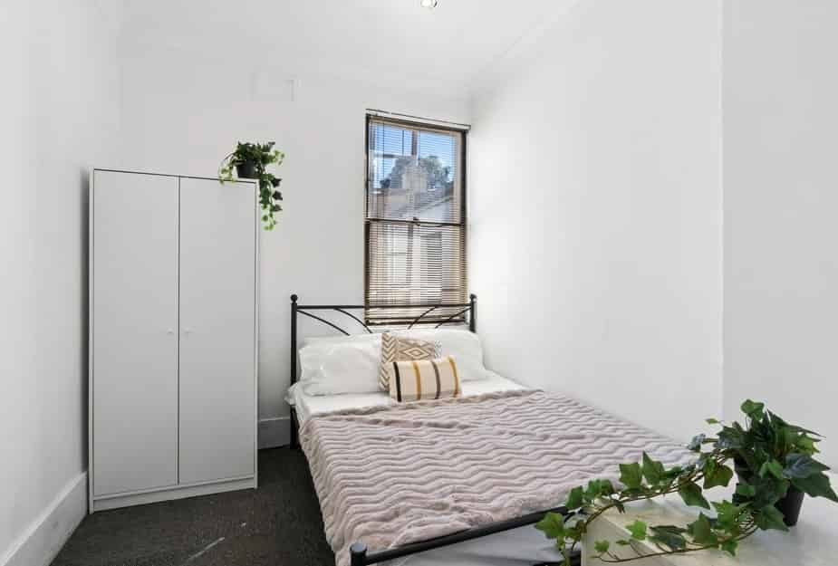 Room in a 6 Bedroom Apartment, 18 Mary Ann, Ultimo — student accommodation in Sydney