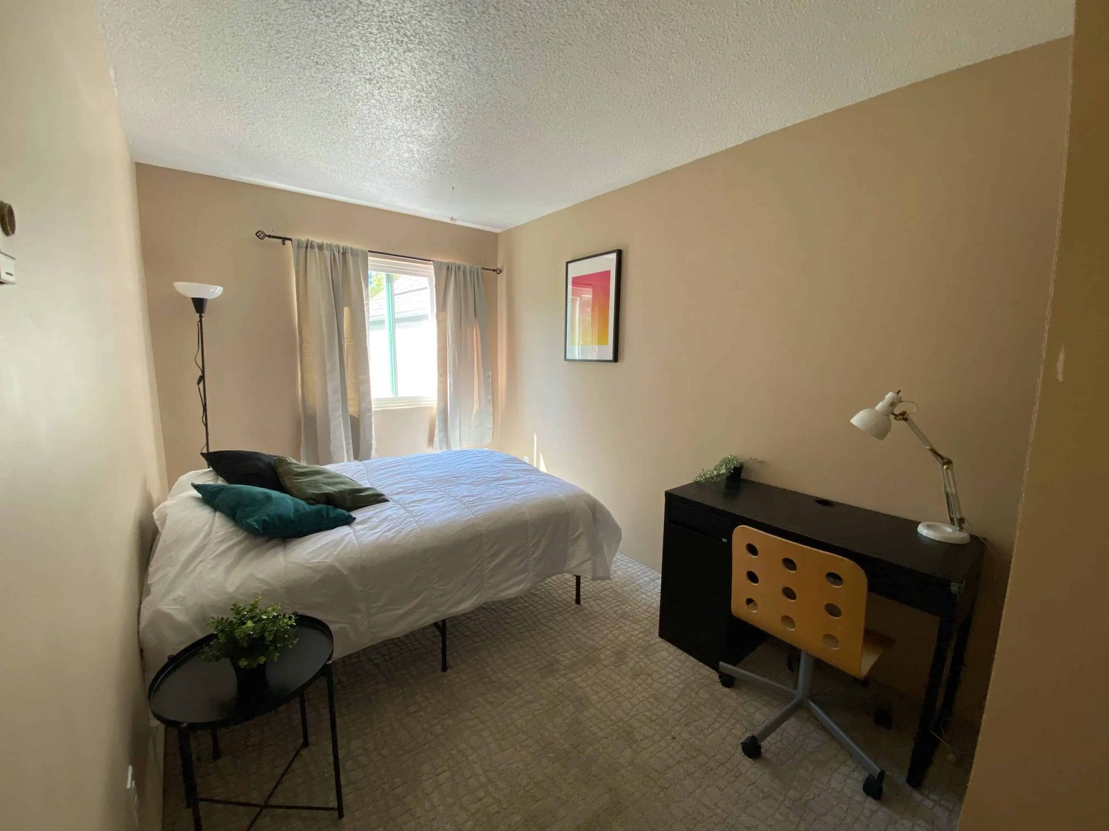 2560 154 St — student accommodation in Burnaby