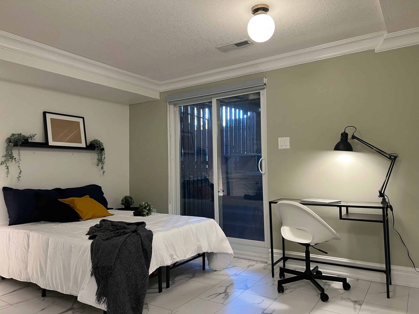 217 Mutual St — student accommodation in Toronto