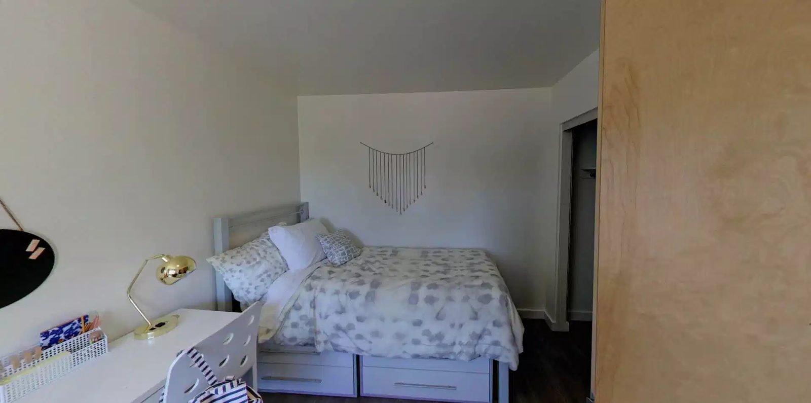 Icon — student accommodation in Goleta