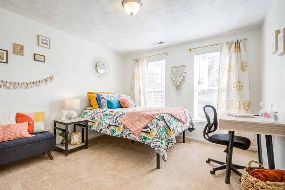 Maple Ridge Townhomes — student accommodation in Blacksburg