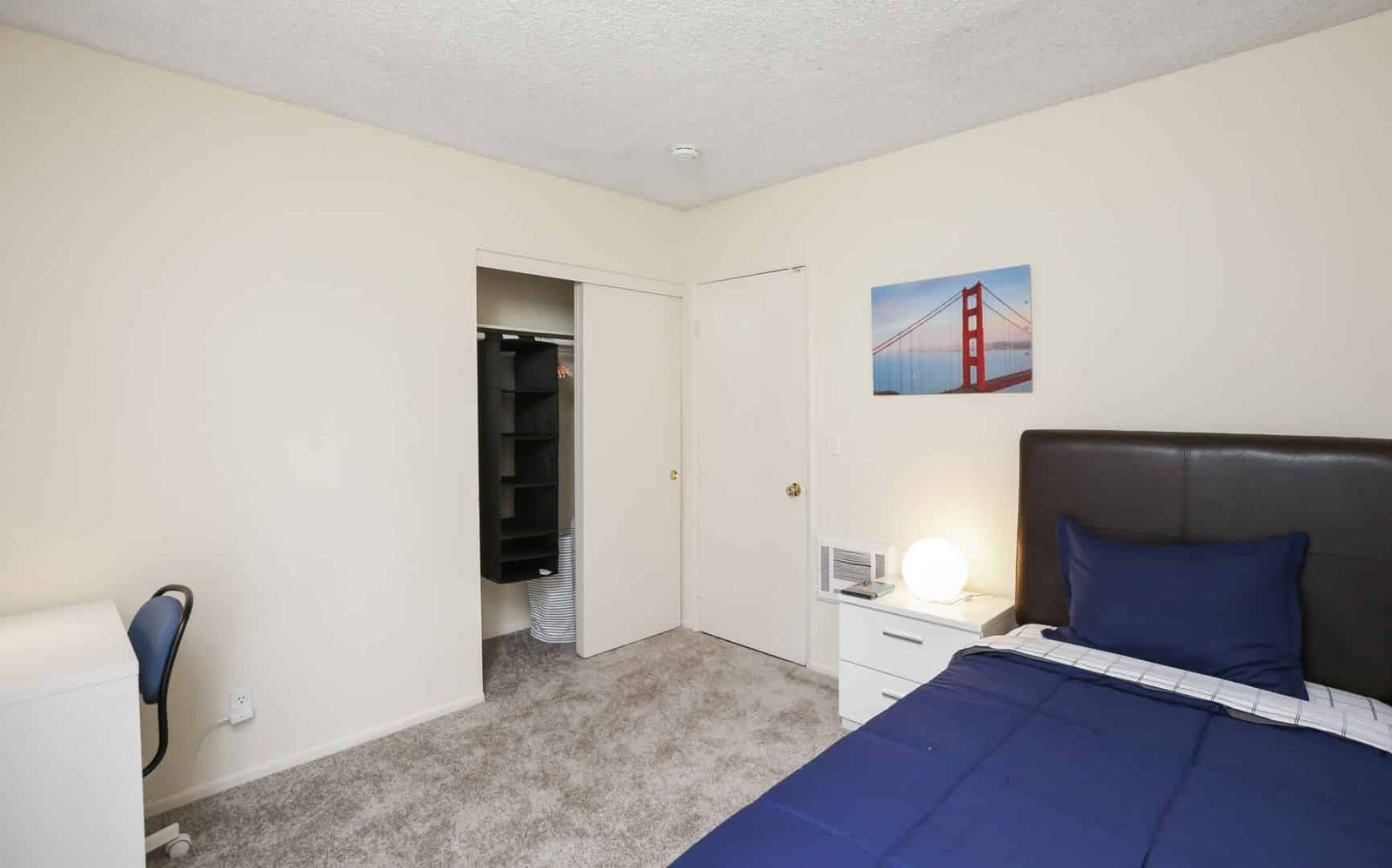 2885 Fairview Road — student accommodation in Irvine