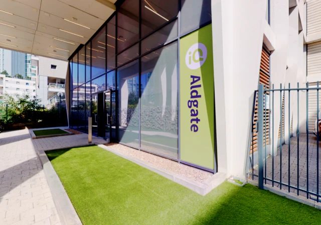 iQ Aldgate — student accommodation in London